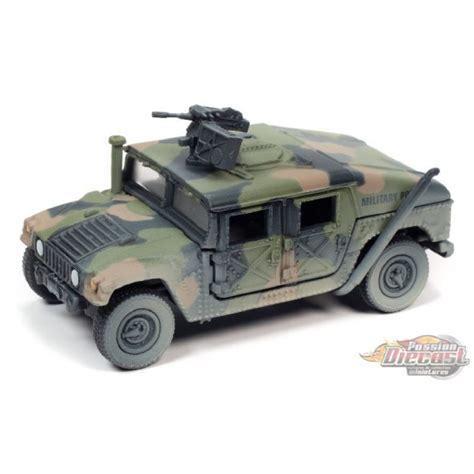 M1025 Hmmwv Armament Carrier Humvee 4 Ct Armored Fastback In Battle Worn Camo Johnny Lightning