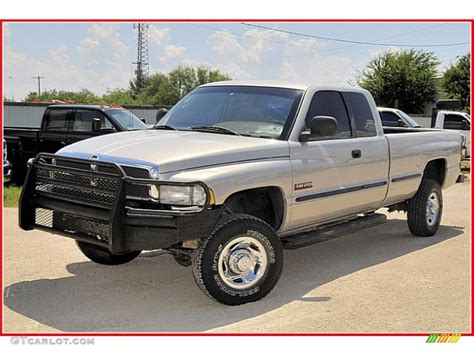 1999 Bright Silver Metallic Dodge Ram 2500 Slt Extended Cab 4x4