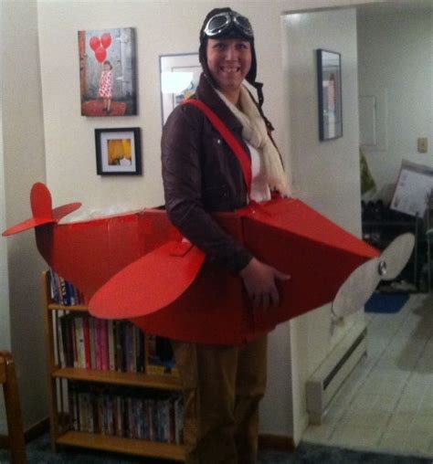 Airplane Made Out Of Cardboard Boxes Карнавальные костюмы Праздник