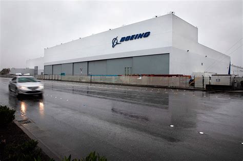 Boeing To Close Its Storied Seattle Manufacturing Randd Center The