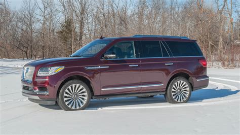 9 Things You Need To Know About The 2018 Lincoln Navigator