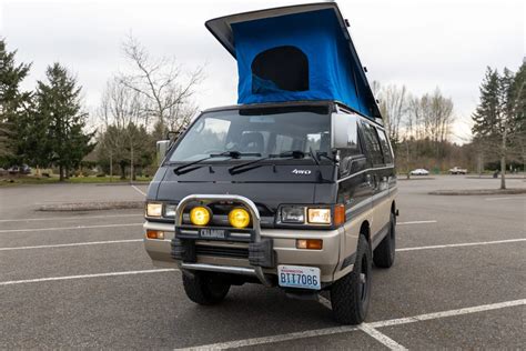 This 1989 Mitsubishi Delica 4x4 Is the Perfect Base for Your Off-Road ...