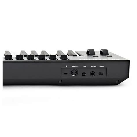 M-Audio Oxygen Pro 61 MIDI Controller at Gear4music