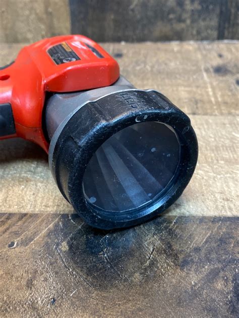 MILWAUKEE M18 18 Volt Lithium Ion Cordless 100 Lumens LED Flashlight