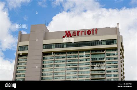 Marriott Hotel Sign