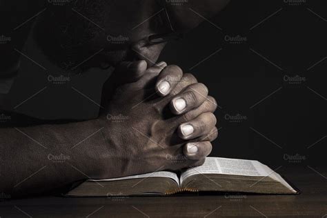 Man Praying To God On A Bible Man Praying Praying To God Pray