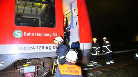 Mann Von S Bahn überrollt Tot Shz