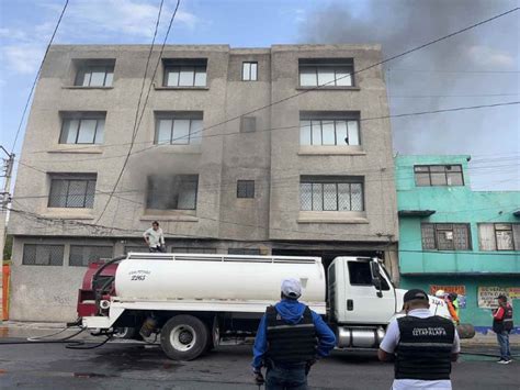 Fuego En Iztapalapa Registran Fuerte Incendio En Colonia Santa Martha