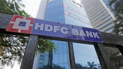 Hdfc Bank Share Price Falls Ahead Of Q2 Results Today Heres What To