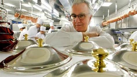 Chef Alain Ducasse distinguido prémio Carreira DNOTICIAS PT