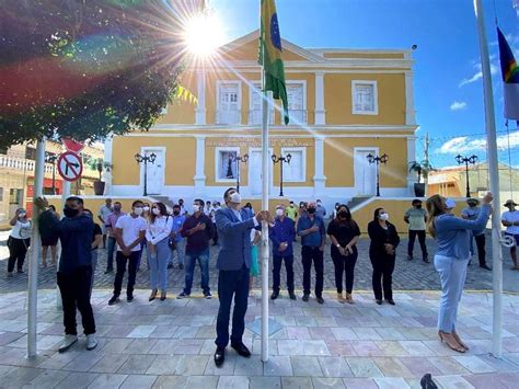 Flores Lan A Programa O Oficial De Comemora O Aos Anos De