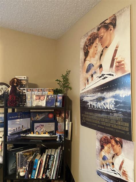 9' Lego Titanic with fully detailed interior : titanic