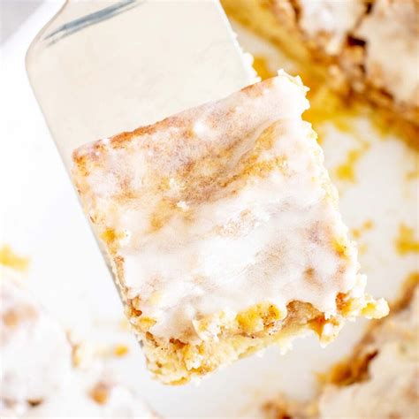 The Best Old Fashioned Honeybun Cake Recipe An Edible Mosaic