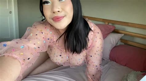 Asian Baddie Twerks In G String Xxx Mobile Porno Videos And Movies