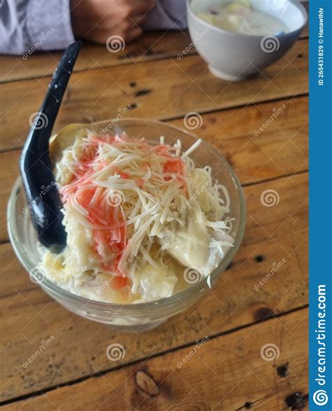 Durian With Cheese Shaved Ice And Cocopandan Syrup Stock Image