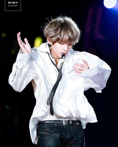 Taehyung Dna Dance Kim Taehyung Bts Taehyung Taehyung