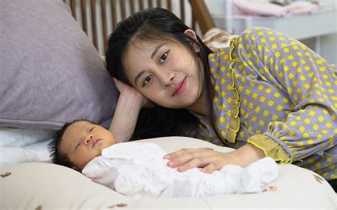 Hot Girl Tiktoker L M M T Ng Kh C Trong B T L C V D M I Con Kh Ng N N