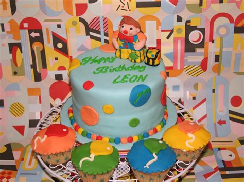 Chintzy Cakes: Mr Tumble Birthday Cake