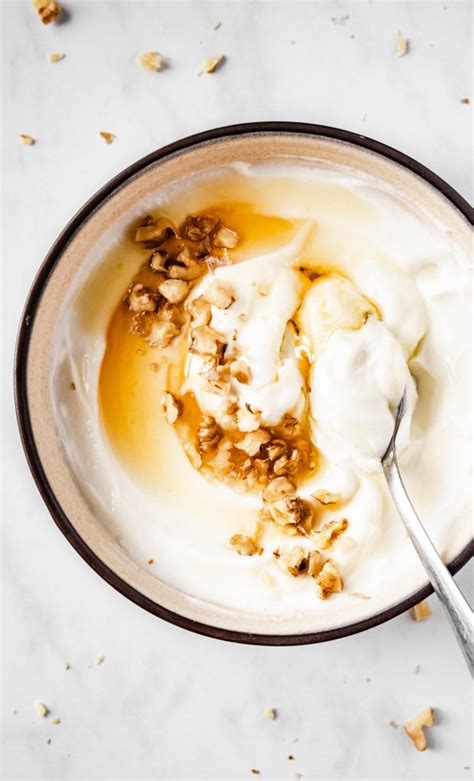 Greek Yogurt With Honey And Walnuts Damn Spicy