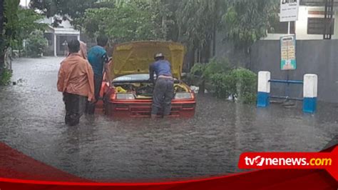 Diguyur Hujan Deras Seharian Sejumlah Kawasan Di Kota Probolinggo