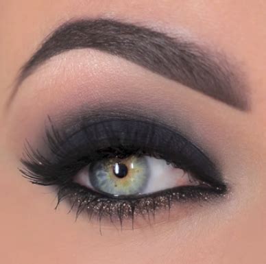 Kara S Glamour Blog Smokey Eye With A Dash Of Glitter Makeup Tutorial