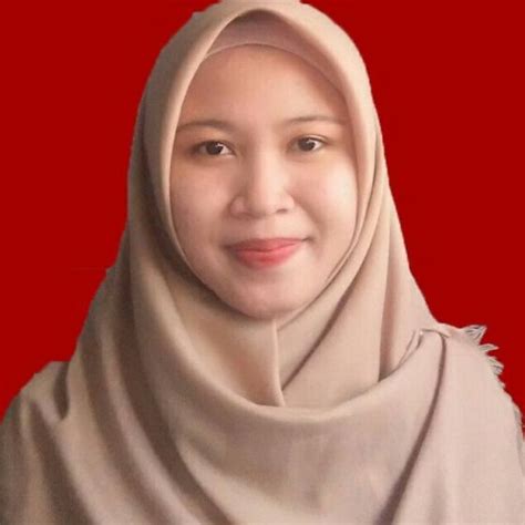 Hot Sexy Evi Anggraini Bikini Pics