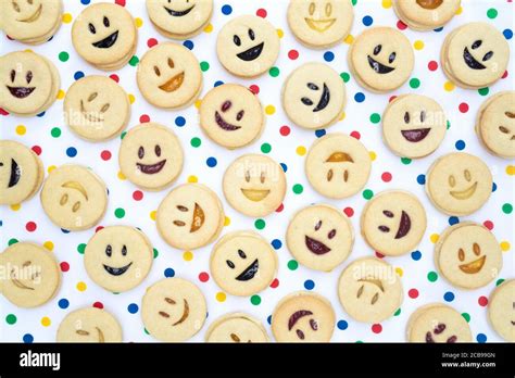 Smiley Face Top Hi Res Stock Photography And Images Alamy