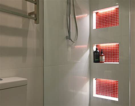 Summon Merchandising Natural Shower Niche With Light Shell Escalate