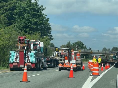 Dump Truck Hits Hwy 1 Overpass In Abbotsford B C Causing Traffic Delays Cbc News