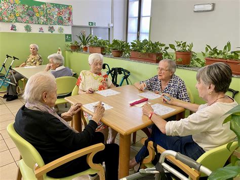 Come Mantenere Viva La Memoria Negli Anziani Fondazione Ca D Industria