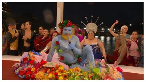 Man Dressed As A Smurf Being Served In A Food Platter Internet Calls