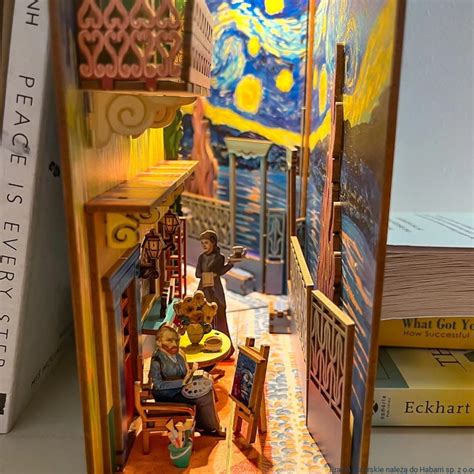 Miniaturowy domek Book Nook Świat Vincenta Tonecheer HABARRI