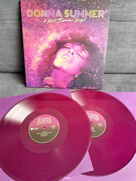 Maištinga siela Vinilinė plokštelė Donna Summer A Hot Summer Night vinyl LP