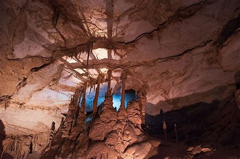 Cathedral Caverns, Alabama - WorldAtlas