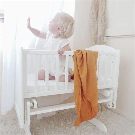 Rocking Cradle – Cloud 9 Baby Bedrooms