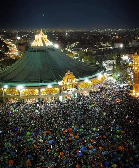 M S De Millones De Fieles Creyentes Visitan La Bas Lica De Guadalupe