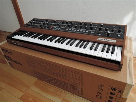 Sequential Circuits Prophet 5 Rev 4 Aquitaine Audiofanzine