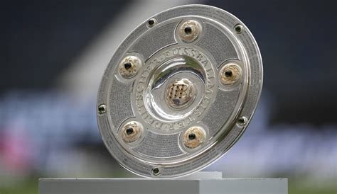 Bundesliga Wer Wird Deutscher Meister Was Passiert Bei