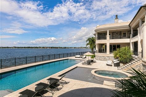 Home Tour Inside Tom Bradys Tampa Mansion Sarasota Magazine