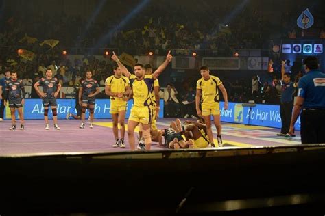 Telugu Titans Vs Bengal Warriors Kabaddi Match Photos Photo 58 Of 78