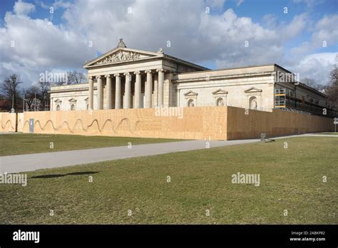 Glyptothek With Fence Hi Res Stock Photography And Images Alamy