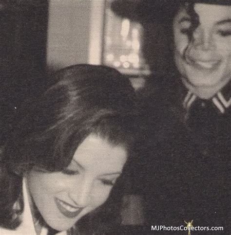 Michael And First Wife Lisa Marie Presley Mari Photo 34697720 Fanpop