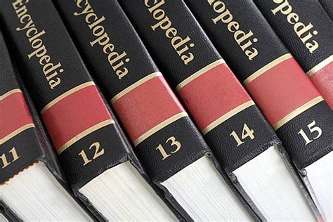 La Enciclopedia Qué Es Para Qué Sirve Y En Qué Formatos Se Puede