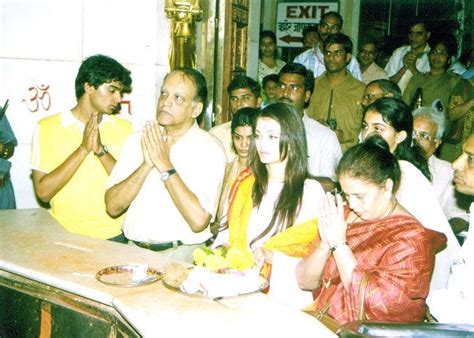 Aishwarya Rai Bachchan Birthday Special Unseen Photos From The