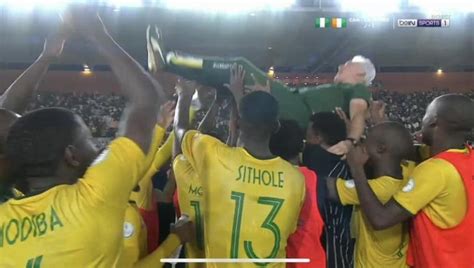 CAN 2023 Hugo Broos célébré après la 3e place offerte à lAfrique du