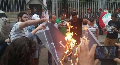 Burn Isis Flag Challenge Goes Viral In Arab World