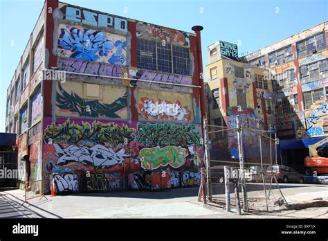 Street Art in New York Stock Photo - Alamy