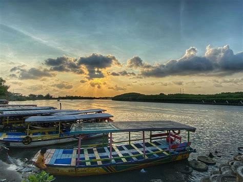 Wisata Terbaru Rekomendasi Wisata Pantai Terindah Dan Populer