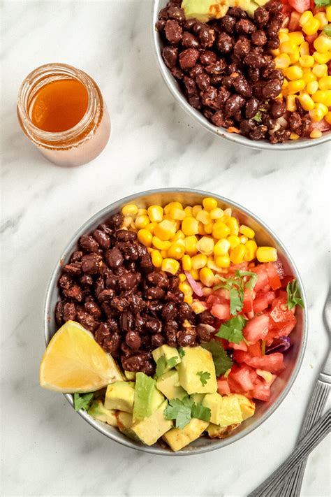 Vegan Chipotle Bowl Recipe - Veggiecurean