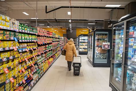 Tak są otwarte sklepy w Trzech Króli 6 stycznia Biedronka Lidl